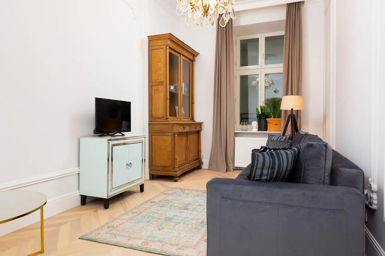 Apartman Lux Studio Kamienica Noakowskiego 16 By Noclegi Renters Varsó