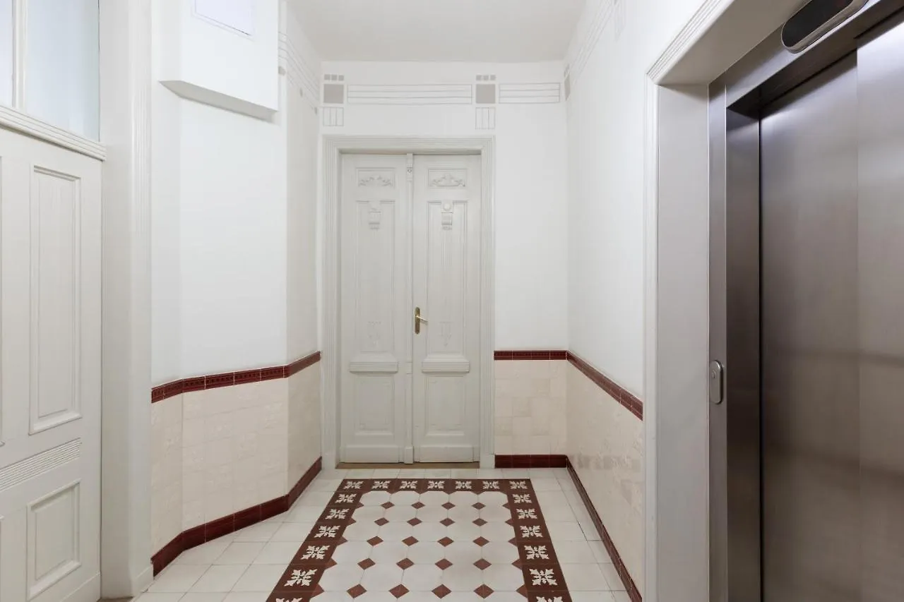 Lux Studio Kamienica Noakowskiego 16 By Noclegi Renters Varsó